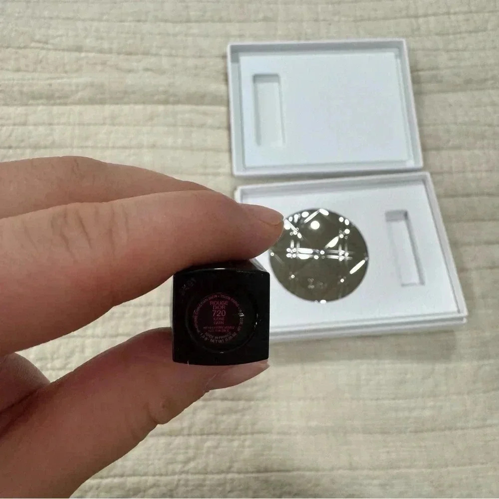 DIOR Silver Cannage Metal Double Sided Mirror and Lipstick Set - Picture 4 of 5